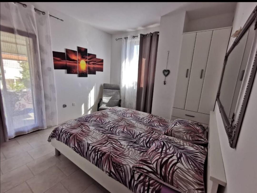 Sukošan Apartmani Tajana מראה חיצוני תמונה